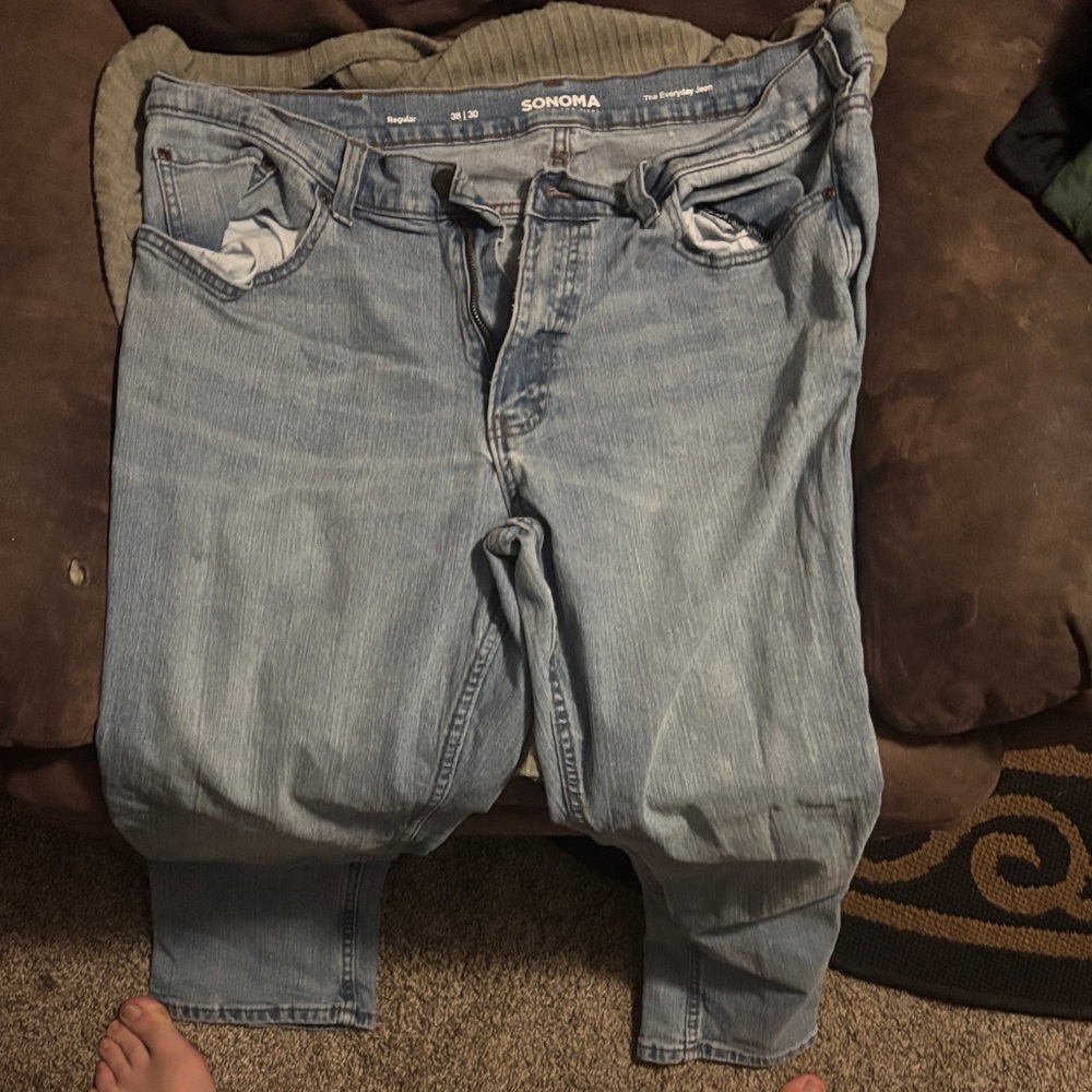 Sonoma Men's Relaxed Fit Jeans in Light Blue